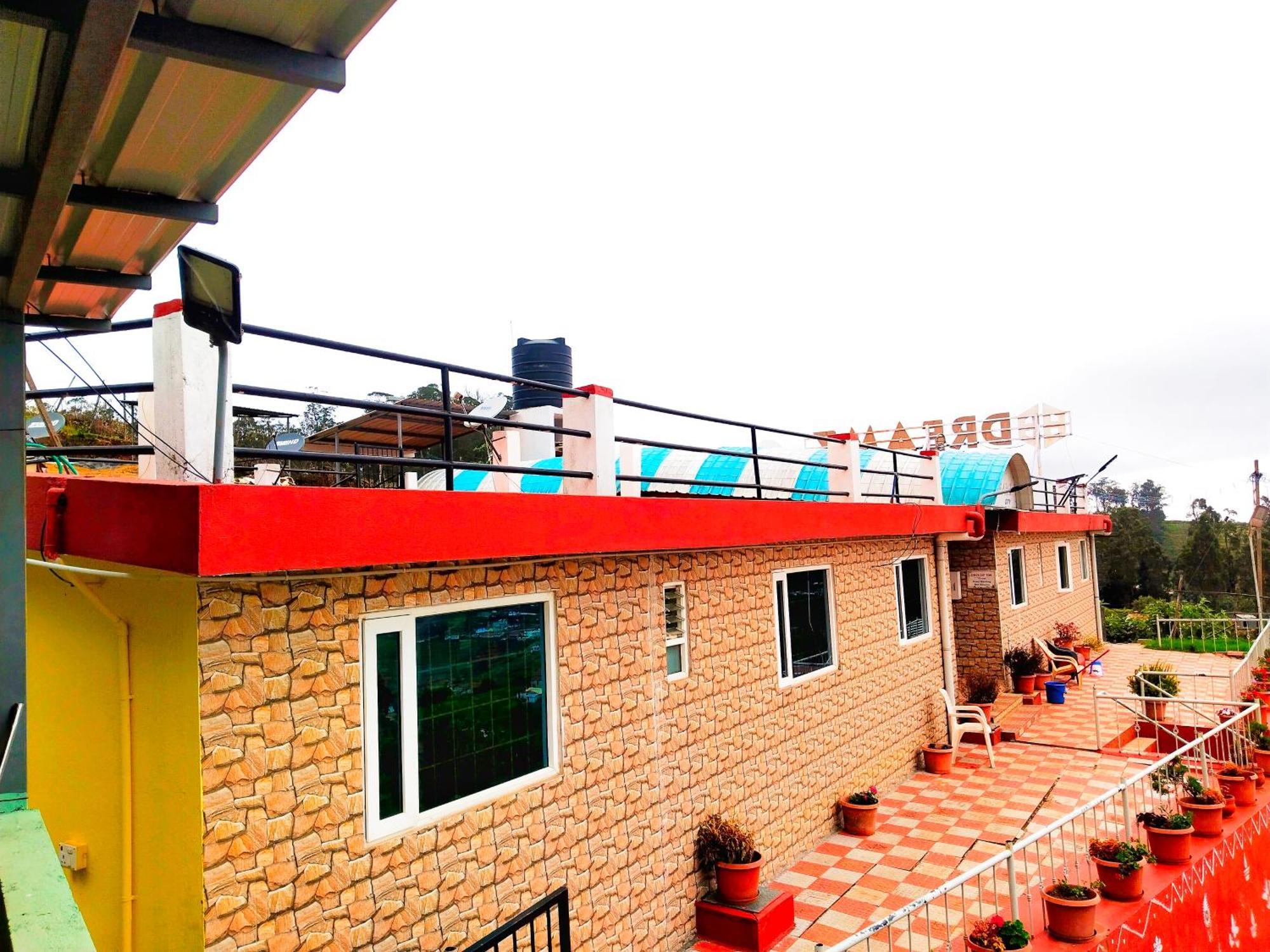 Appartamento Bs Dreamz Ooty Esterno foto